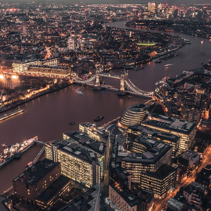 Isabella Conti - Expat family life guide in Italy